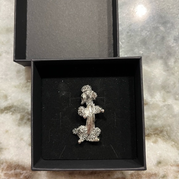 Vintage Gerry’s Poodle Brooch - Picture 2 of 3
